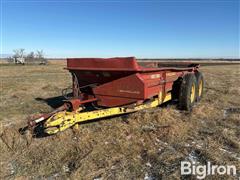 New Holland 680 T/A Manure Spreader 