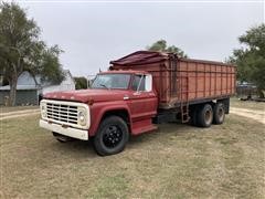 1974 Ford F700 T/A Grain Truck 