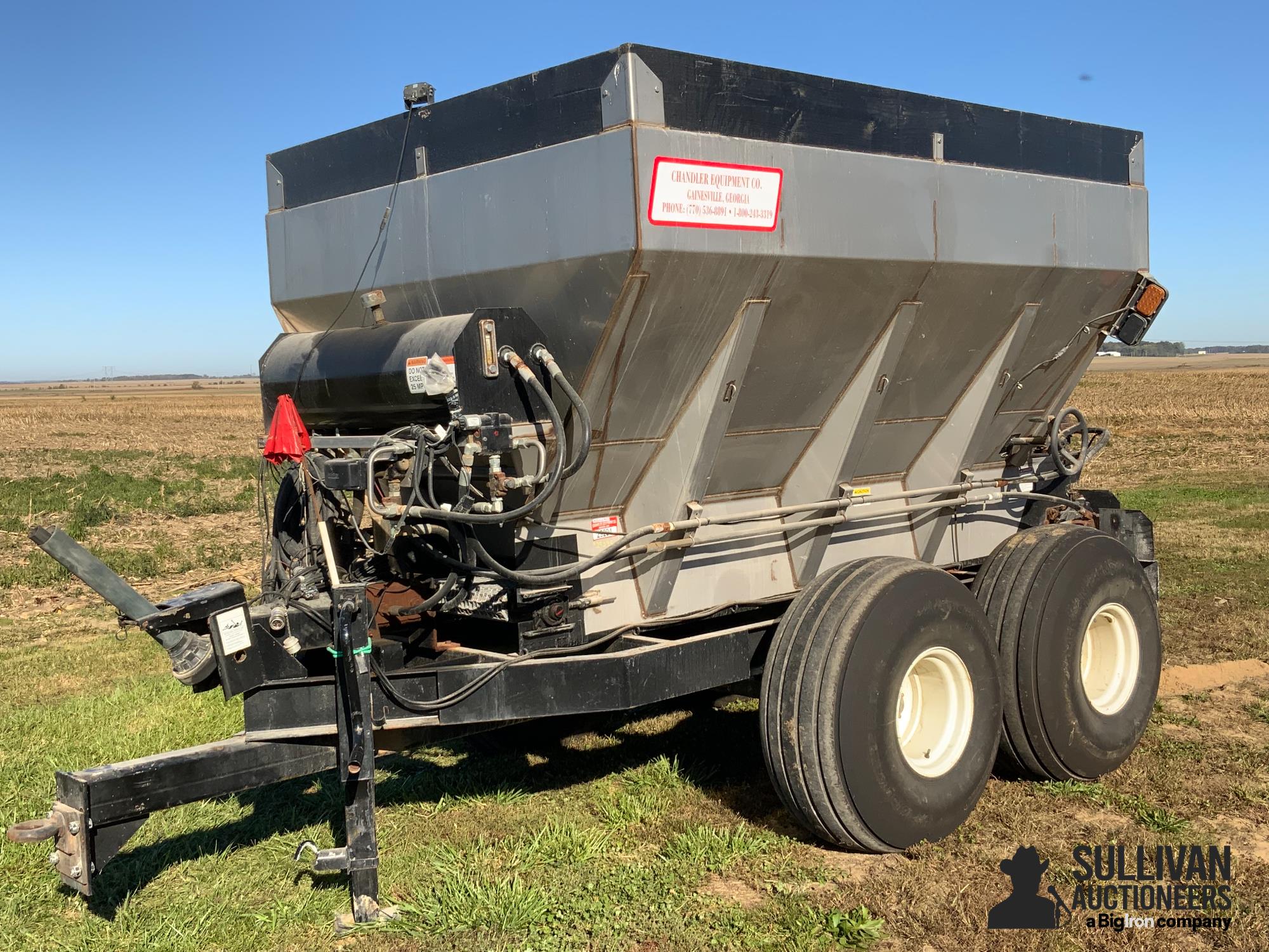 Chandler Pull-Type Fertilizer Spreader 