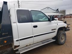 items/aaf27f802790eb1189ee00155d42e7e6/2000dodgeram2500heavyduty4door4wheeldrivepickuptruck_3cf5bf81c0614896936ad5818faeefd9.jpg