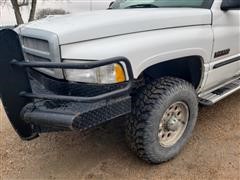 items/aaf27f802790eb1189ee00155d42e7e6/2000dodgeram2500heavyduty4door4wheeldrivepickuptruck_67ec955086fb4183b0b114cbddb65d69.jpg