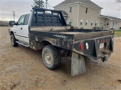 items/aaf27f802790eb1189ee00155d42e7e6/2000dodgeram2500heavyduty4door4wheeldrivepickuptruck_9a90a2416c884a8d95a685cede8aa945.jpg