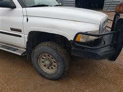 items/aaf27f802790eb1189ee00155d42e7e6/2000dodgeram2500heavyduty4door4wheeldrivepickuptruck_e300bb90981d4d49971d1a8cb954abea.jpg