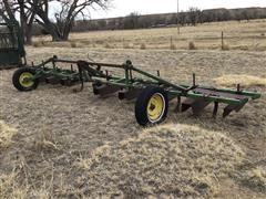 John Deere Cultivator 