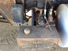 items/ab05a174b6dfed11a81c00224890e11c/1986kenwortht600silagegraintruck_84cd3935b127477bb2ffc8de787c2936.jpg
