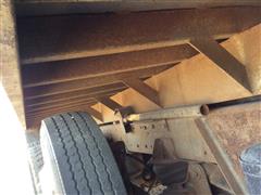 items/ab05a174b6dfed11a81c00224890e11c/1986kenwortht600silagegraintruck_9ddac9abced143d9b1b11d42f2538406.jpg