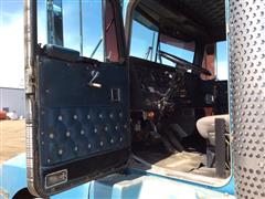 items/ab05a174b6dfed11a81c00224890e11c/1986kenwortht600silagegraintruck_badf06a98d334ee1a003514461a3097c.jpg