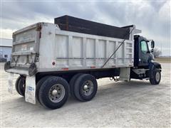 items/ab84a6814ad0ee11a73d000d3acfdee0/2002volvodumptruck_5280b086df8144a9866161da4769bfe4.jpg