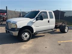 2007 Ford F350XL Super Duty 4x4 Extended Cab & Chassis 