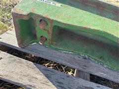 items/ab9c87f27ae4ee11a73c6045bd4ad734/johndeere4230-4455frontweightbracket_69a12beaec0d461781c93758e3165d08.jpg