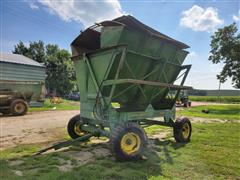 John Deere 1510 Side Dump Wagon 