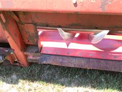 items/ac42a5a414d8493b840cb2ad011e10d2/caseih1083cornhead-36_2bde5207a2864b58a58916b589eedadf.jpg