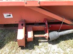 items/ac42a5a414d8493b840cb2ad011e10d2/caseih1083cornhead-36_82e7d5711e574c29ba5a7b3aabcd85ea.jpg