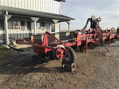 2009 Case IH Early Riser 1230 Stack Fold 12 Row Planter 