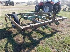 John Deere 1600 10' Chisel Plow 