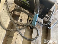6bac28aacf9f49e996c90f6d2db6e337.jpg
