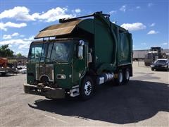 2010 Peterbilt 320 T/A Front Load Garbage Truck 