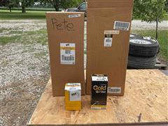 Peterbilt 2-Air Filters And 2-fuel Filters 