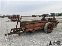 New Idea 201 Manure Spreader 