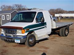 2007 Ford E450 2WD Extended Cab Flatbed Van 