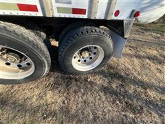 items/ad811d3aa79dee1192bd000d3ad43525/2009merritt42tadoublehoppergraintrailer_be3e22dc82524e60bdc8a2f49ce31764.jpg