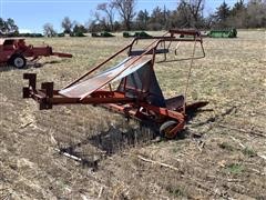 Inland 501 Automatic Bale Stooker 