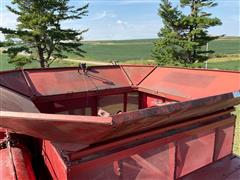 items/adba1ea34a66ef11a4e6000d3a62e002/1994caseih1688axialflowcombine-2_01b98900ce564363a9da6bc60ebcc391.jpg