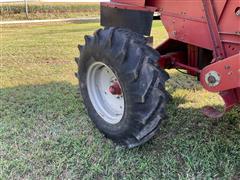 items/adba1ea34a66ef11a4e6000d3a62e002/1994caseih1688axialflowcombine-2_6b848575a8d64115a904908964f1dea5.jpg