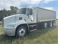 2003 Mack Vision CX613 Tri/A Grain Truck W/Aluminum Box 