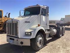 1998 Kenworth T800 T/A Day Cab Truck Tractor 