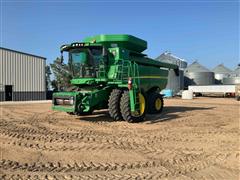 2013 John Deere S670 2WD Combine 