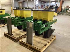 John Deere MaxEmerge XP Row Units 