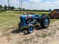 1959 Ford 801 Select-O-Speed 2WD Tractor 