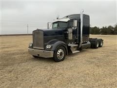2005 Kenworth W900 T/A Truck Tractor 