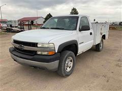 2002 Chevrolet Silverado 2500 HD 2WD Utility Truck 