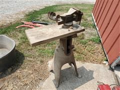 Craftsman 5243 Vice On Stand 