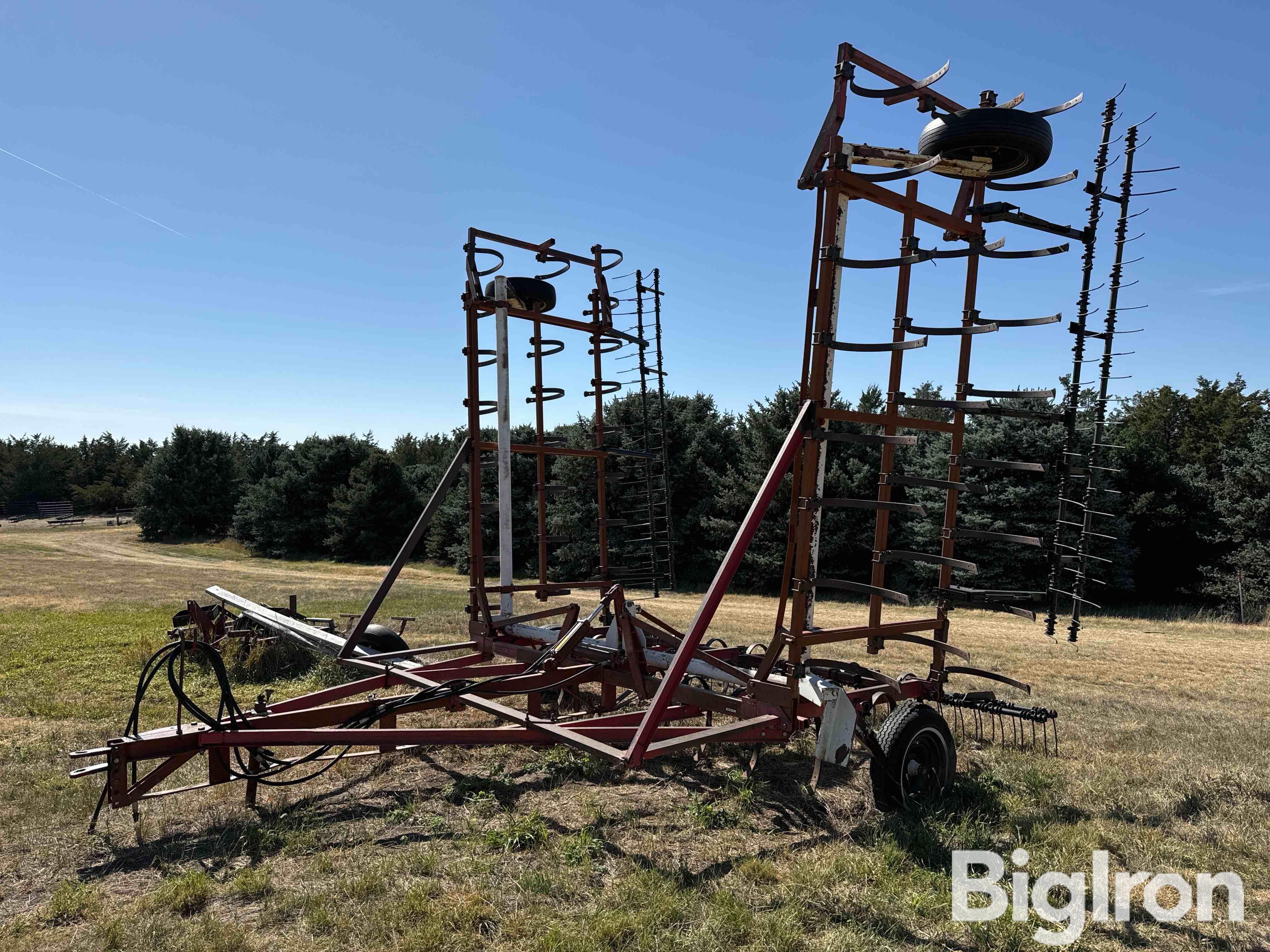 Hillsboro 35' 3-Bar Spring Tooth Harrow 