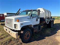 1991 GMC TopKick C7000 S/A Flatbed Tender Truck W/Poly Tank & Pump 