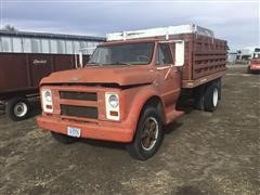 1967 Chevrolet C60 S/A Grain Truck (Inoperable) 