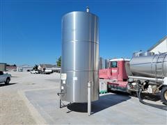 2000 Precision Tank & Eq, CO 2400 Gallon Stainless Steel Holding Tank 