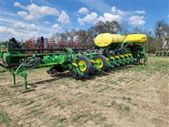 2021 John Deere 1775NT 24R30 Planter 