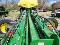 items/b05eb11ee7f2ed11a81c6045bd4a4245/2021johndeere1775ntplanter_9833f652cf84457690509250c71e14a8.jpg