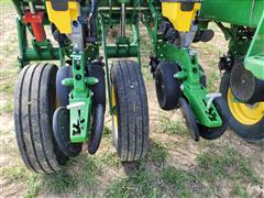 items/b05eb11ee7f2ed11a81c6045bd4a4245/2021johndeere1775ntplanter_e795f1a97fb14c568fd92dd7d4bfb951.jpg