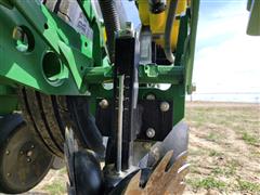 items/b05eb11ee7f2ed11a81c6045bd4a4245/2021johndeere1775ntplanter_f21ffcabb01640379f0490ebb4dcefd2.jpg