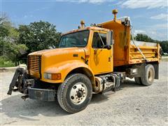 2002 International 4900 S/A Dump Truck 