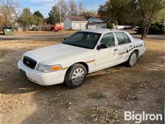 2009 Ford Crown Victoria Police Interceptor 4-Door Sedan 