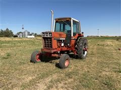 1980 International 986 2WD Tractor 