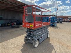 2015 SkyJack SJIII 3226 Scissor Lift 