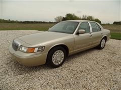 2000 Mercury Grand Marquis GS Car 