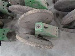 items/b1b168186d61ed11a76e0003fff9401b/johndeere7000-7100planterrearclosingwheelsqty12_e17dbf874f7c459faa0b3a3de41ab682.jpg